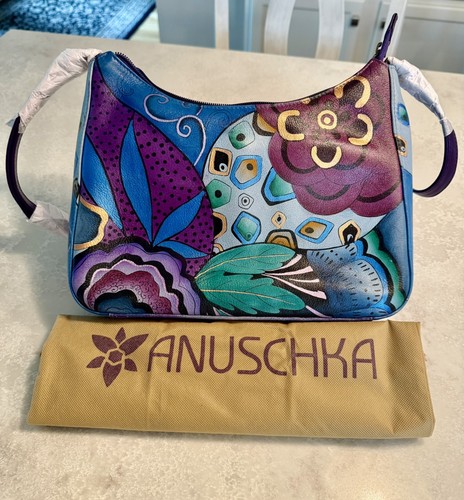 Anuschka hand painted leather - hand,